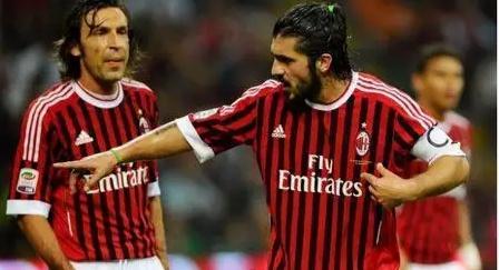 英格兰足总杯｜前2次曾率曼联擒狐狸 范尼身分转换倒戈